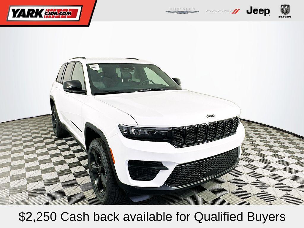 new 2025 Jeep Grand Cherokee car, priced at $41,723
