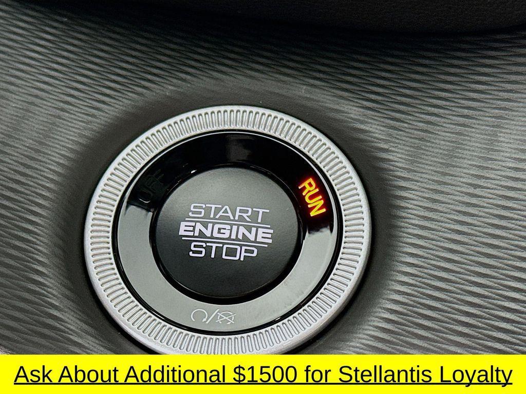 new 2025 Jeep Grand Cherokee car, priced at $36,723