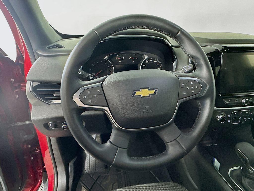 used 2023 Chevrolet Traverse car, priced at $28,599