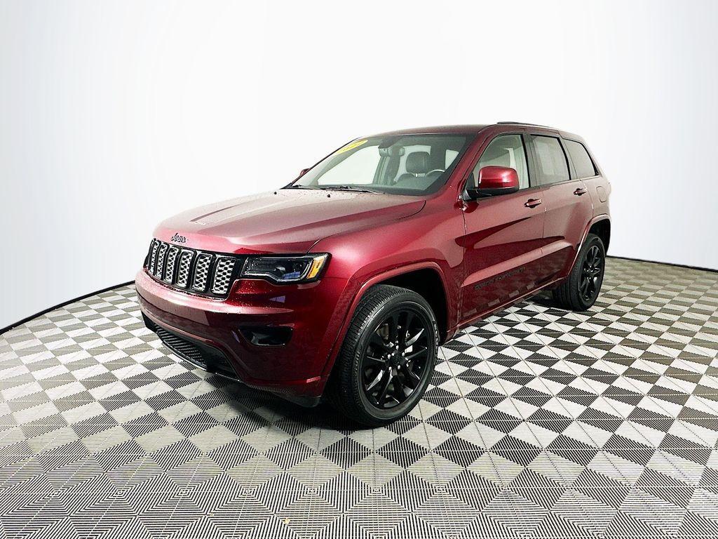 used 2022 Jeep Grand Cherokee WK car, priced at $28,404