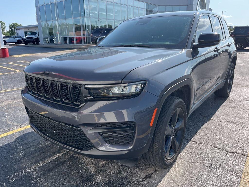 used 2023 Jeep Grand Cherokee car, priced at $33,700