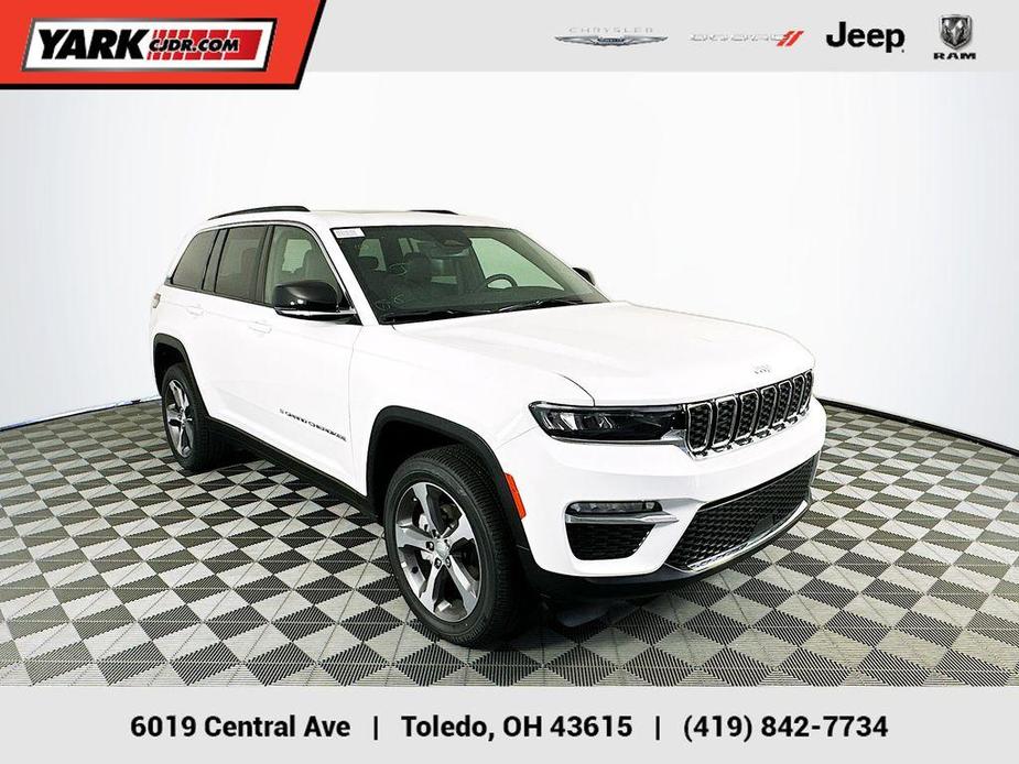 new 2024 Jeep Grand Cherokee car, priced at $44,446