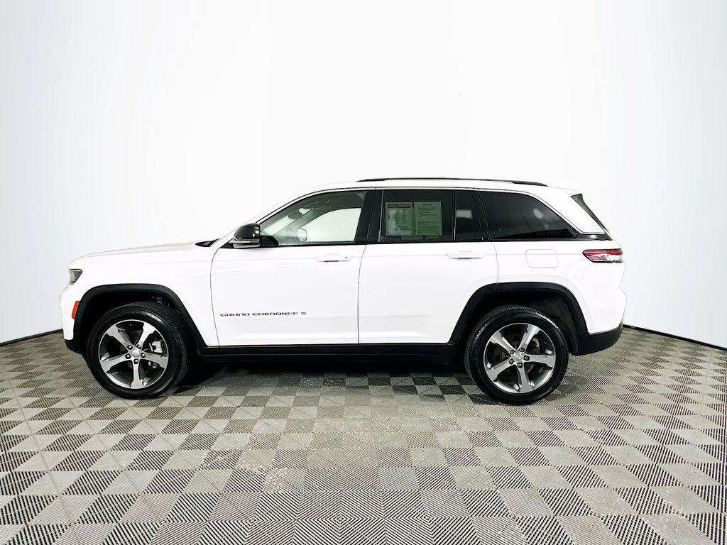 used 2023 Jeep Grand Cherokee car, priced at $34,400