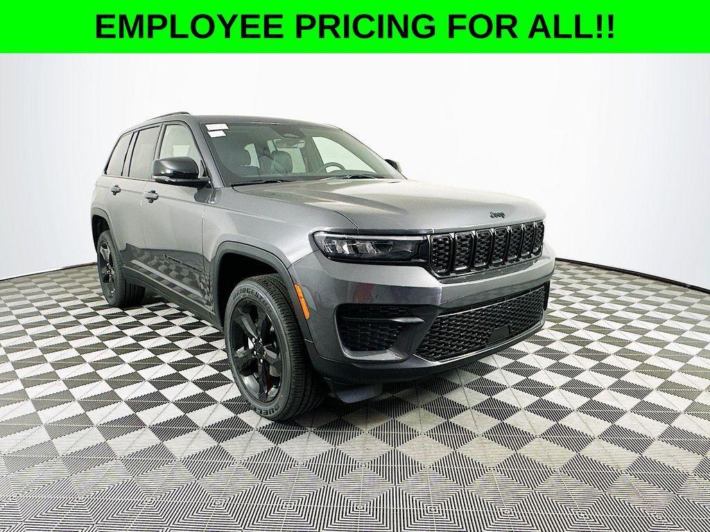 new 2025 Jeep Grand Cherokee car, priced at $44,482