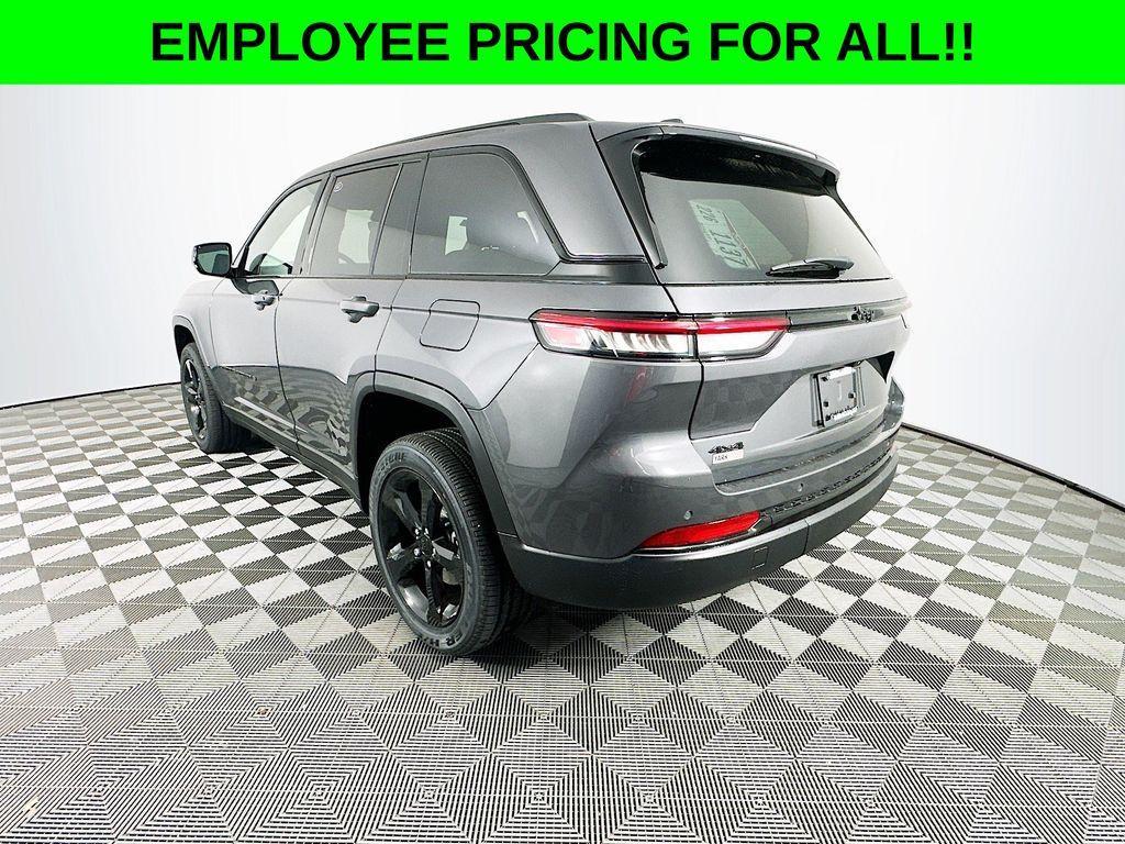 new 2025 Jeep Grand Cherokee car, priced at $44,482