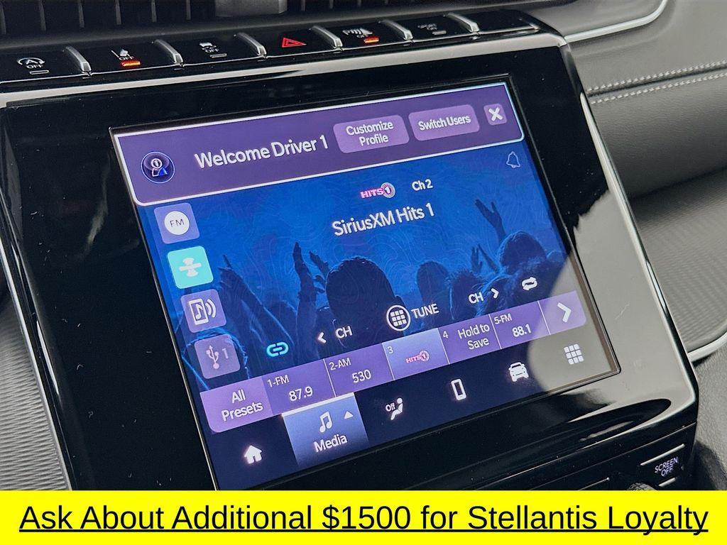 new 2025 Jeep Grand Cherokee L car, priced at $40,074