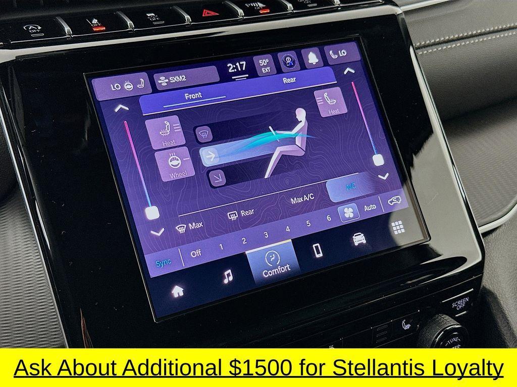 new 2025 Jeep Grand Cherokee L car, priced at $40,074