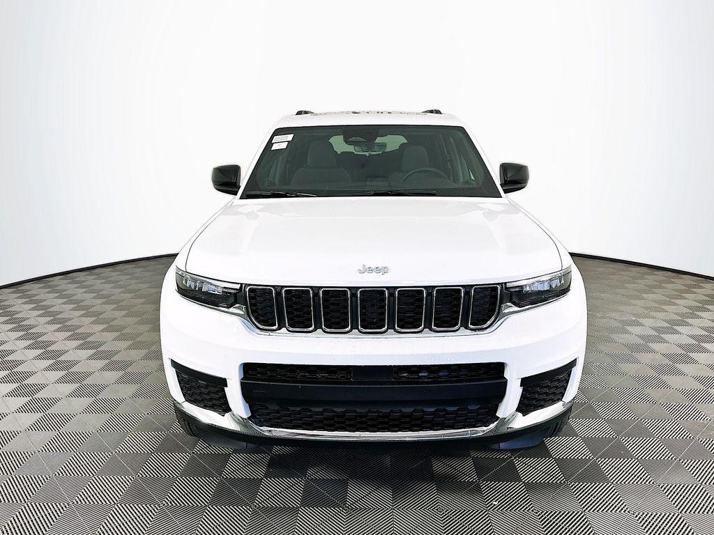 new 2025 Jeep Grand Cherokee L car, priced at $40,074