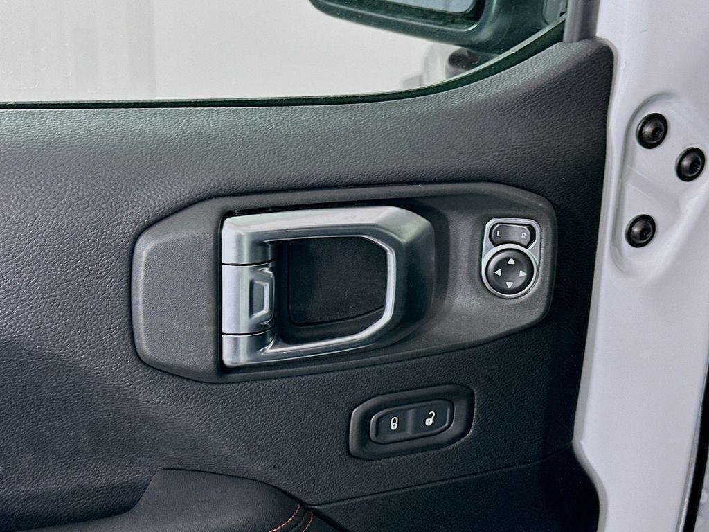 new 2025 Jeep Wrangler car, priced at $63,058