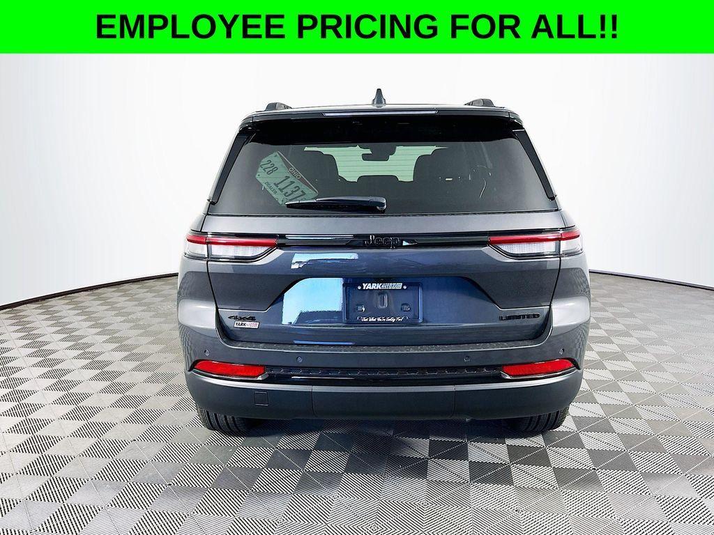 new 2025 Jeep Grand Cherokee car, priced at $47,835