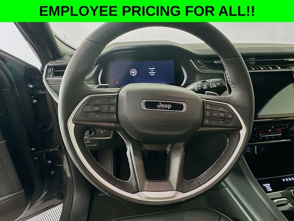 new 2025 Jeep Grand Cherokee car, priced at $47,835