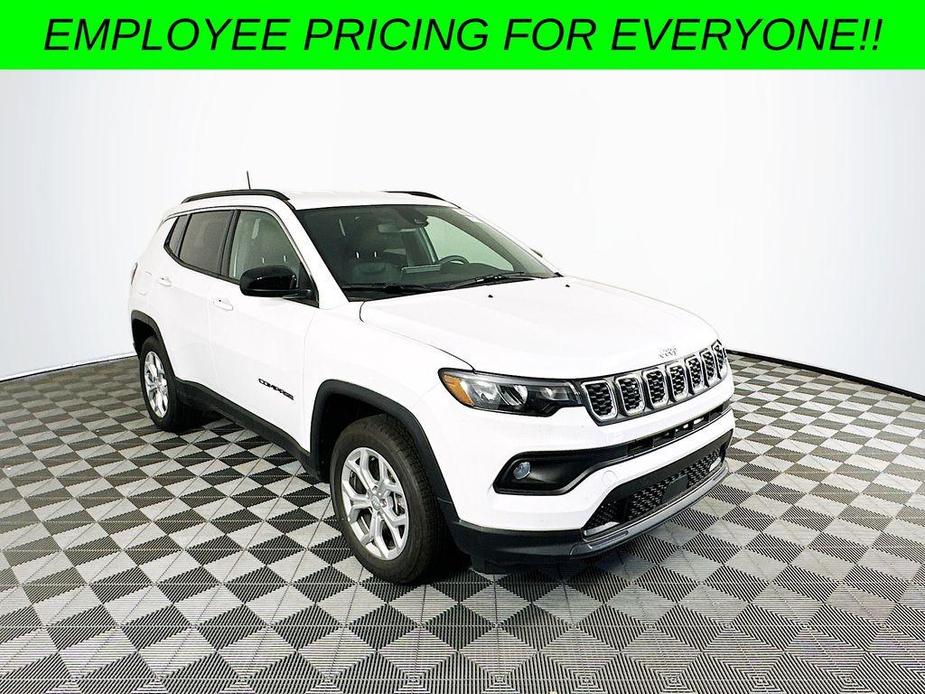 new 2024 Jeep Compass car, priced at $27,200