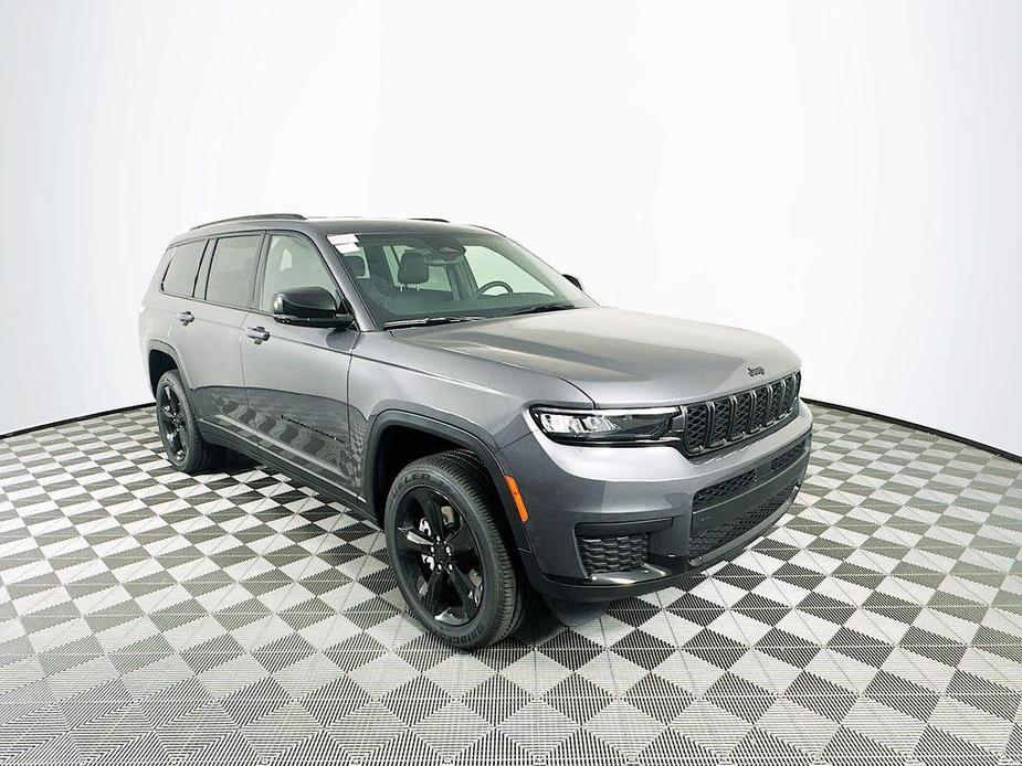 new 2024 Jeep Grand Cherokee L car, priced at $42,586