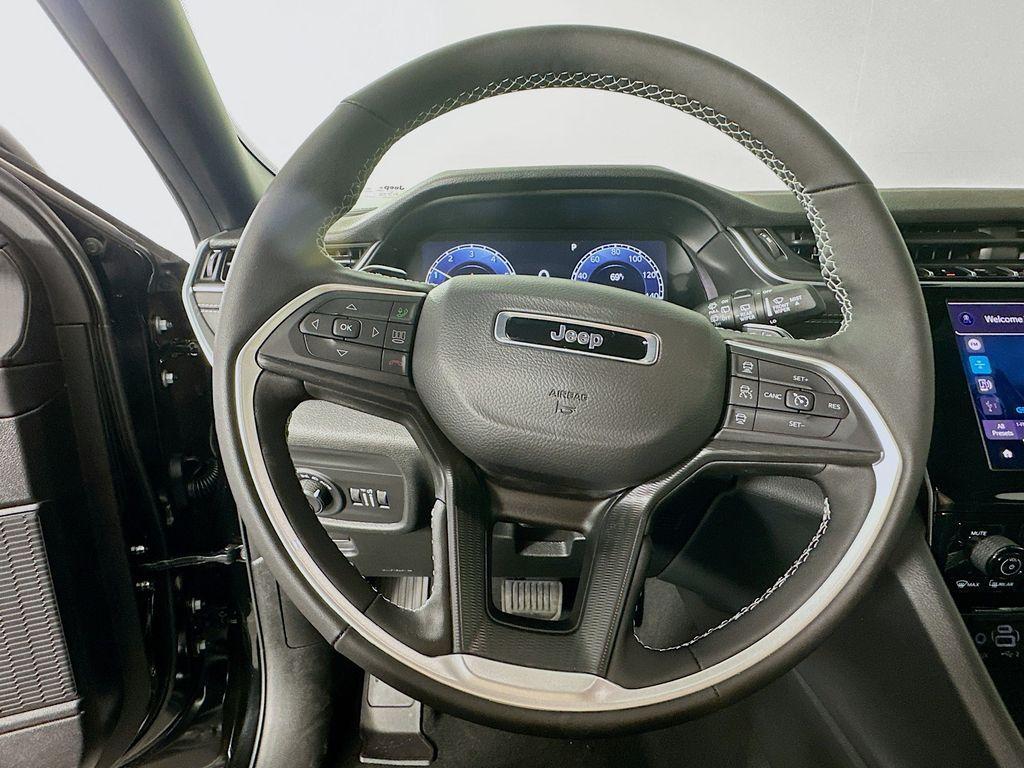 new 2025 Jeep Grand Cherokee L car, priced at $45,344