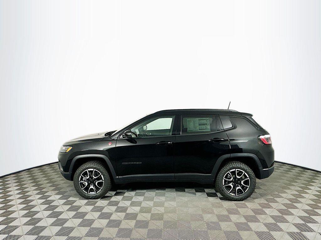 new 2024 Jeep Compass car, priced at $29,436