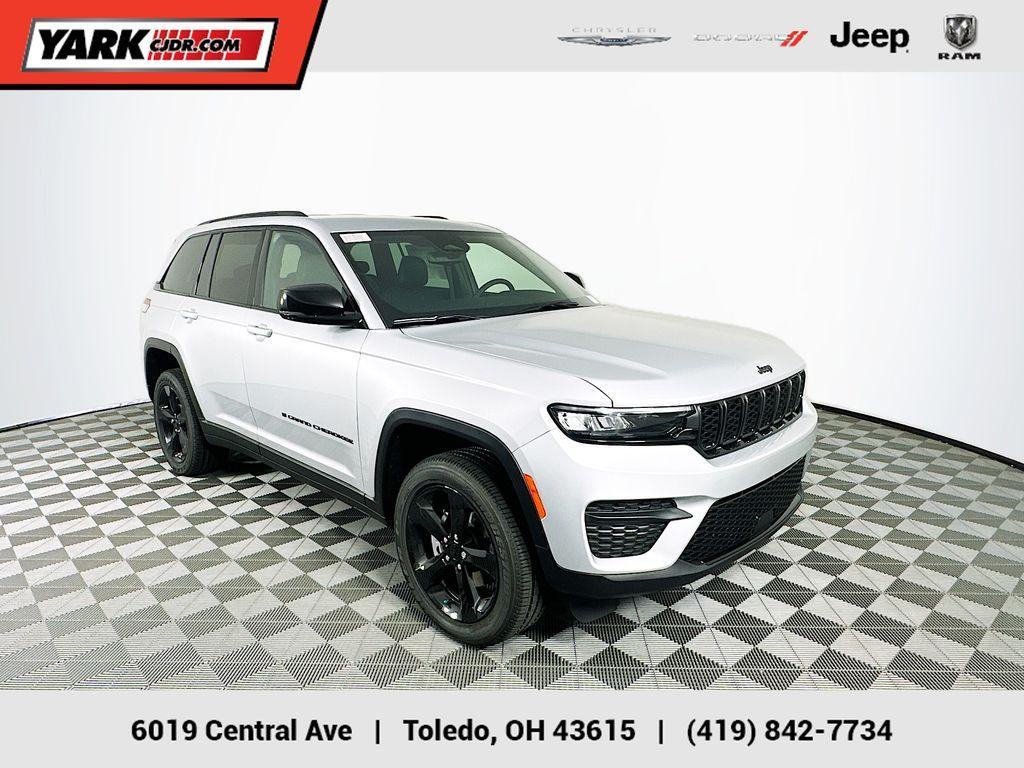 new 2024 Jeep Grand Cherokee car, priced at $39,224