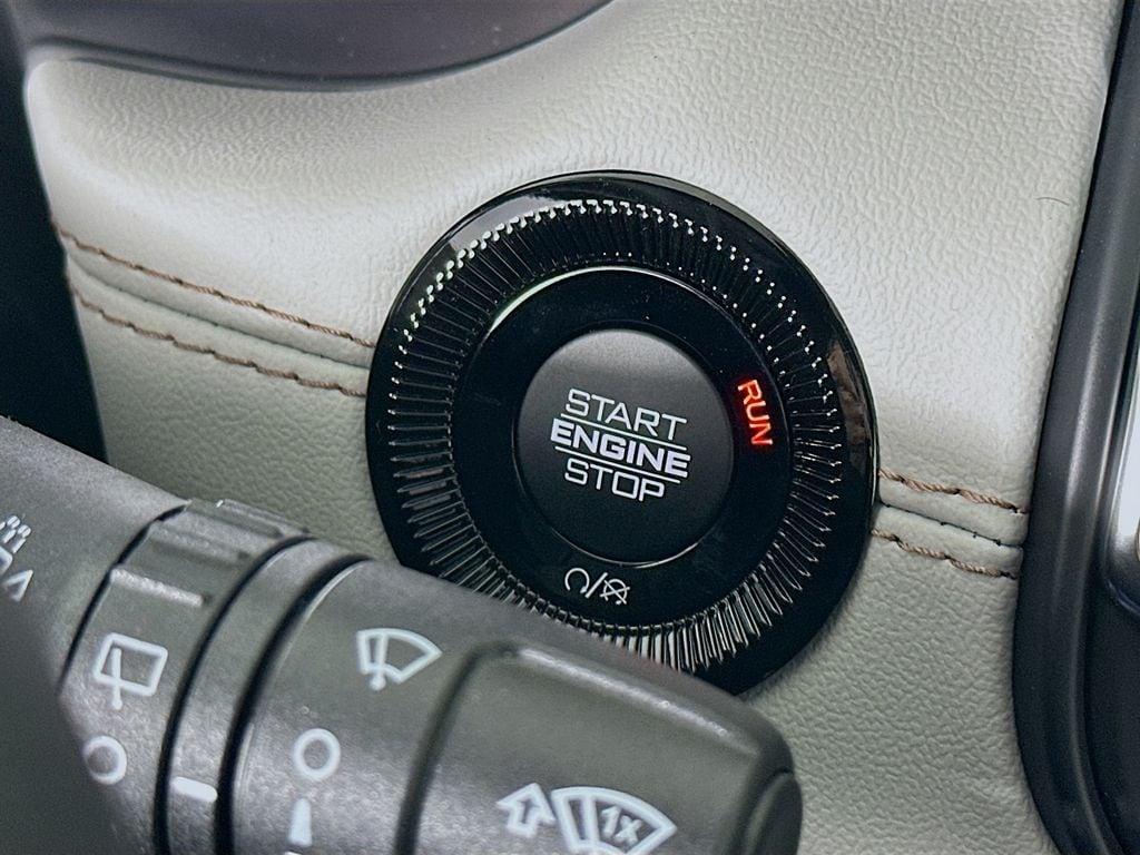 new 2025 Jeep Compass car, priced at $32,105