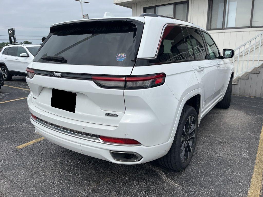 used 2022 Jeep Grand Cherokee car, priced at $38,900