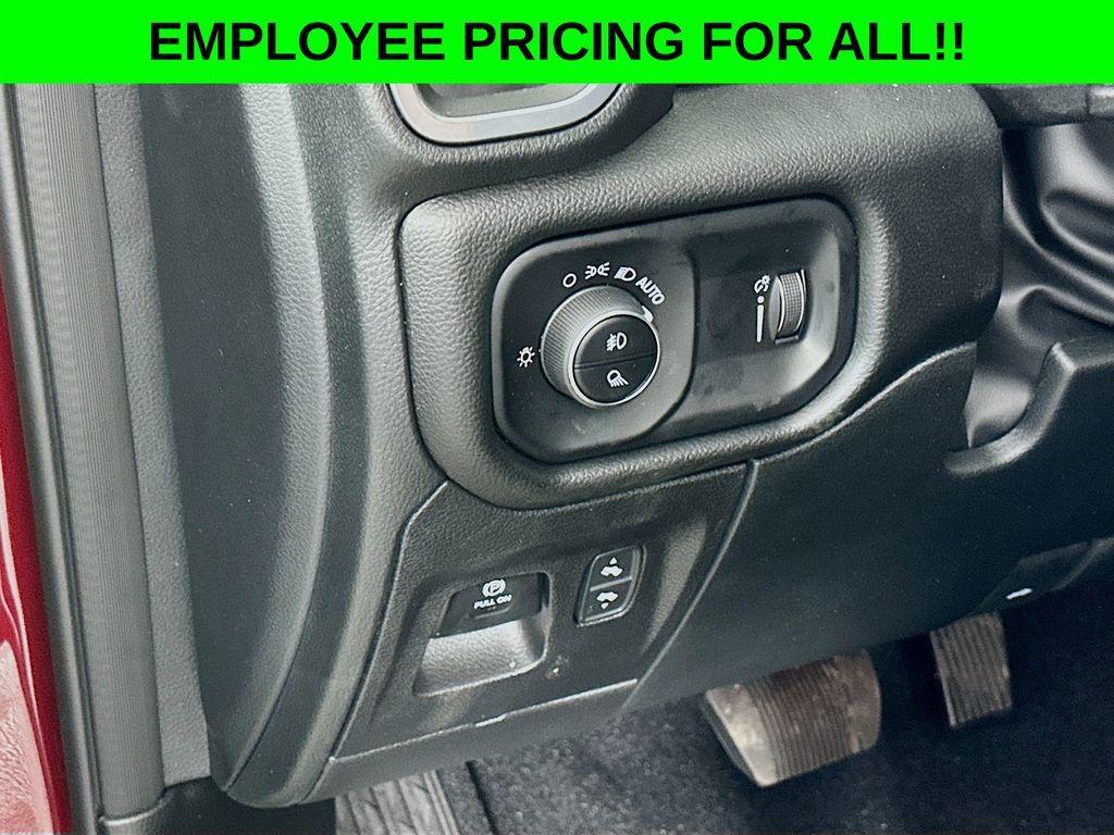 new 2025 Ram 1500 car, priced at $51,370