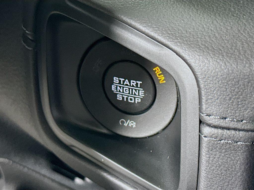 new 2025 Jeep Wrangler car, priced at $60,148
