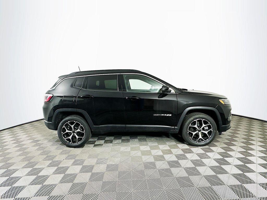 new 2025 Jeep Compass car, priced at $32,968