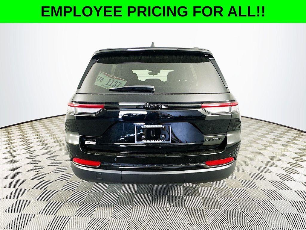 new 2025 Jeep Grand Cherokee car, priced at $45,685