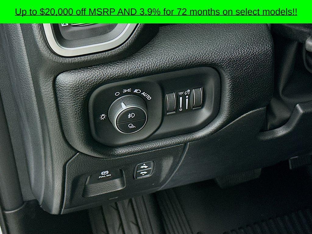 new 2025 Ram 1500 car, priced at $45,672