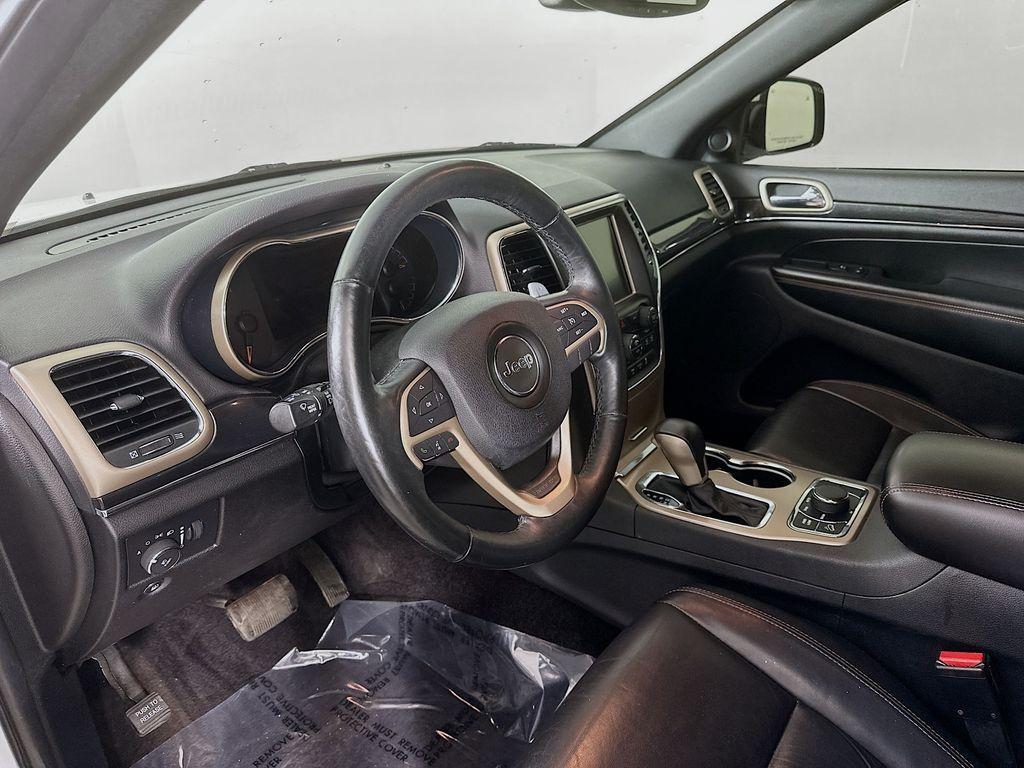 used 2017 Jeep Grand Cherokee car, priced at $15,998