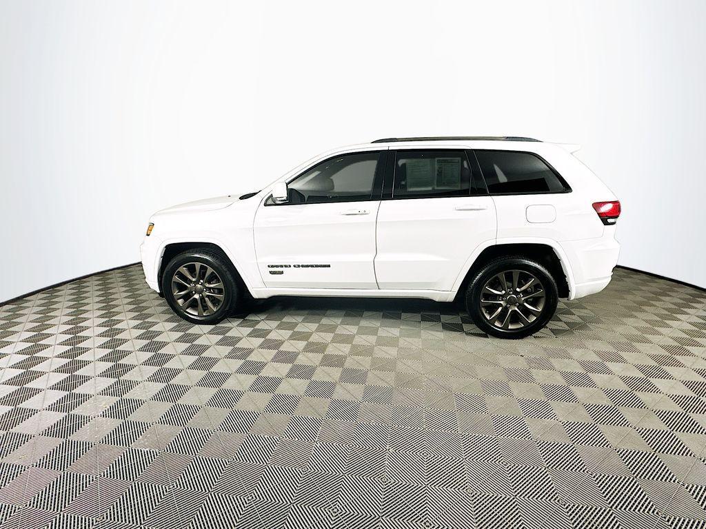 used 2017 Jeep Grand Cherokee car, priced at $15,998