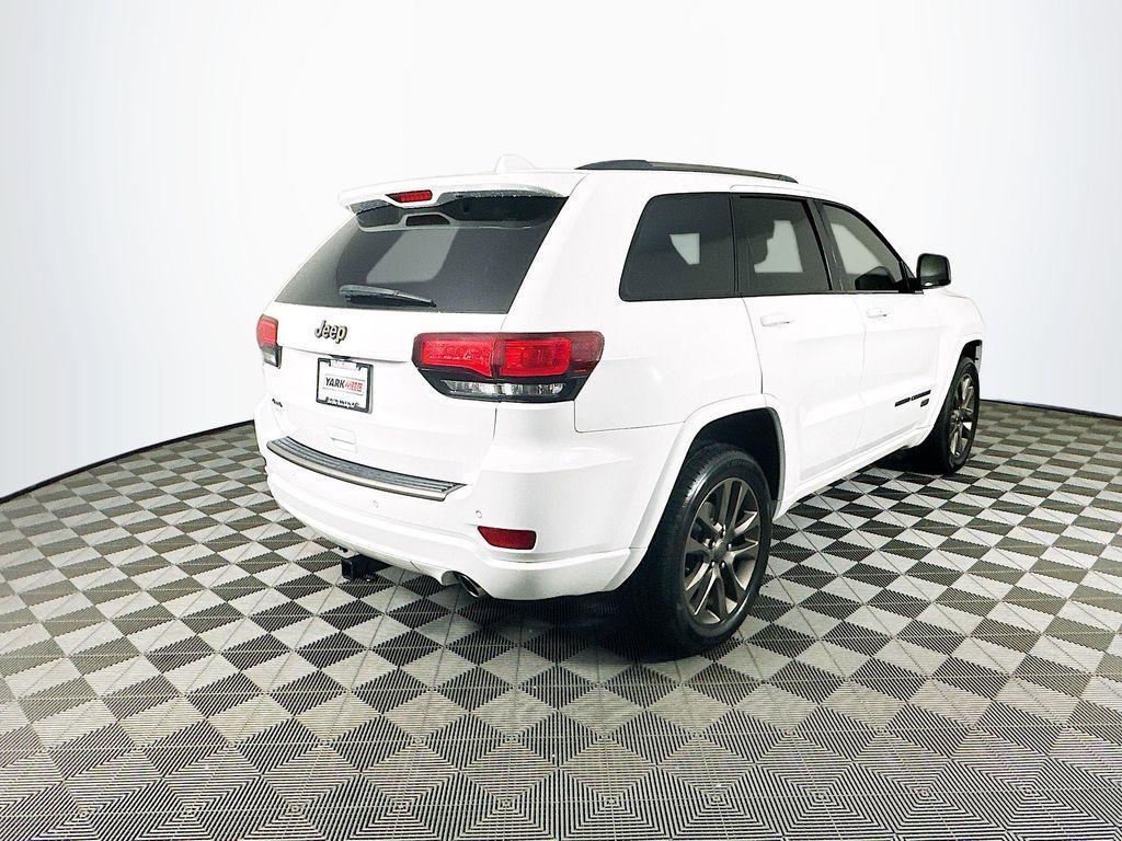 used 2017 Jeep Grand Cherokee car, priced at $15,998
