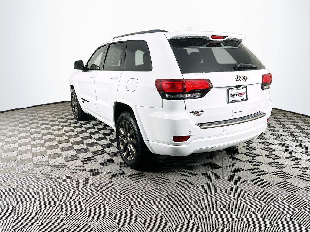 used 2017 Jeep Grand Cherokee car, priced at $15,998
