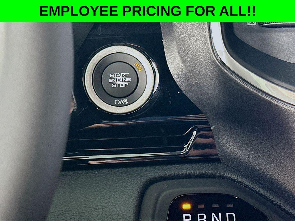 new 2025 Ram 1500 car, priced at $56,213