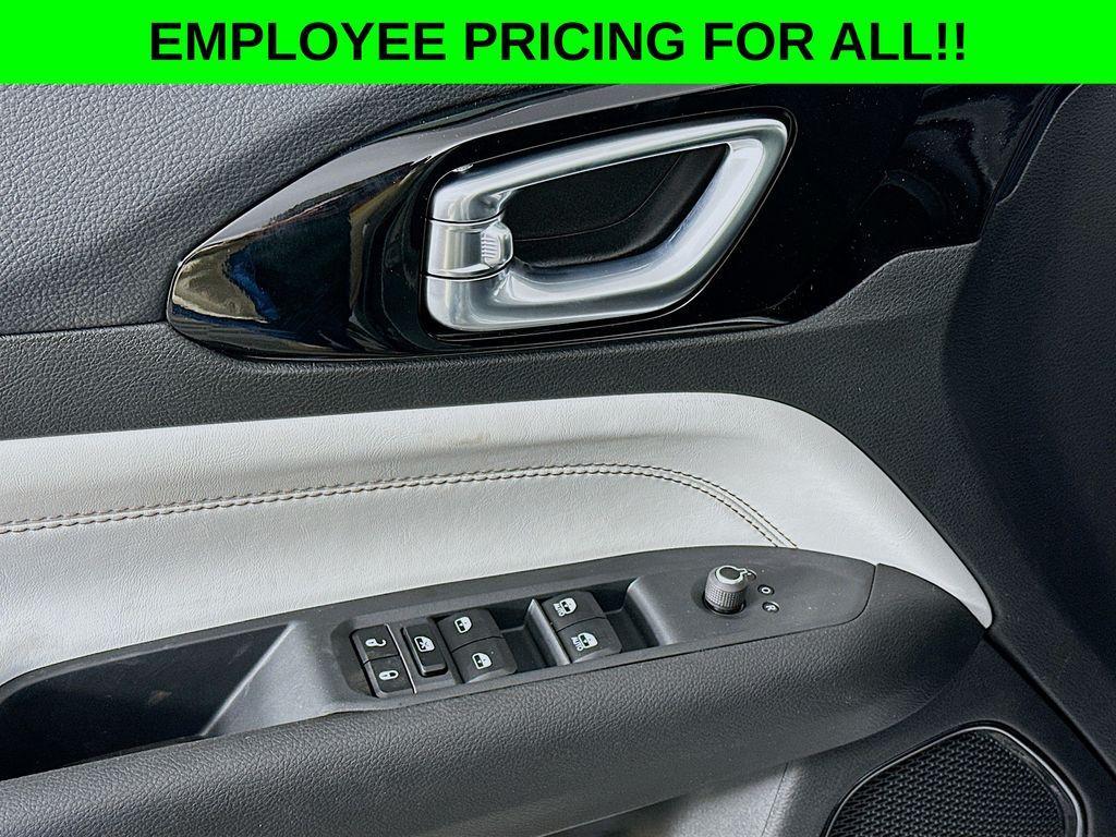 new 2025 Jeep Compass car, priced at $32,605