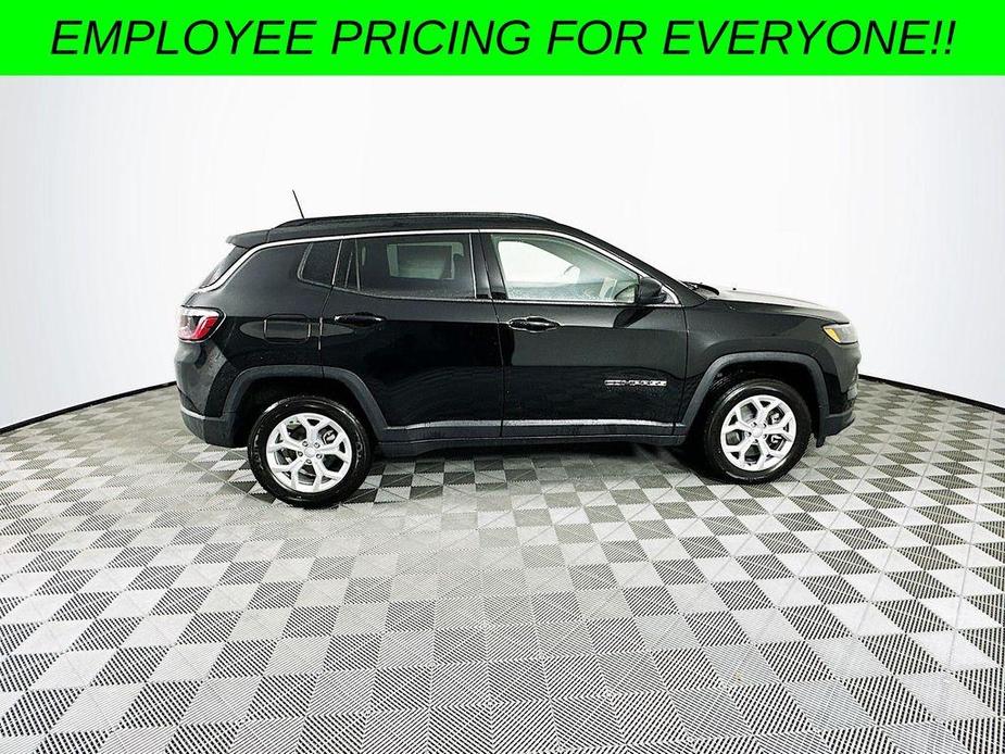 new 2024 Jeep Compass car, priced at $30,059