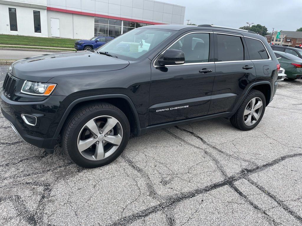 used 2015 Jeep Grand Cherokee car, priced at $14,990