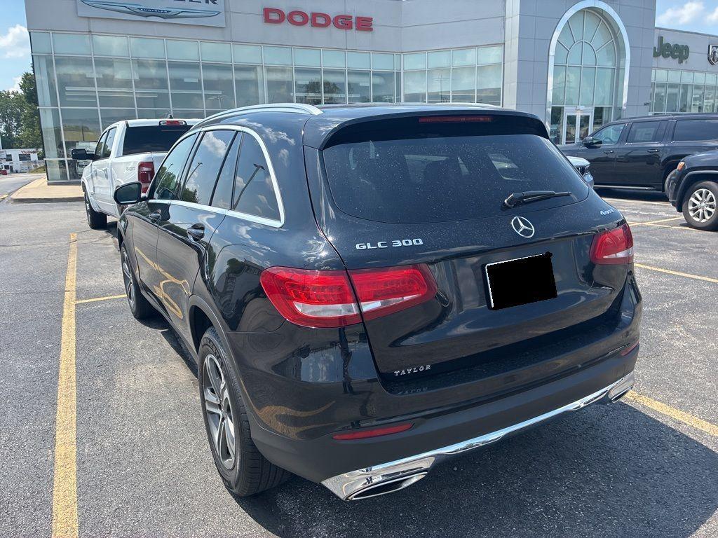 used 2019 Mercedes-Benz GLC 300 car, priced at $19,799