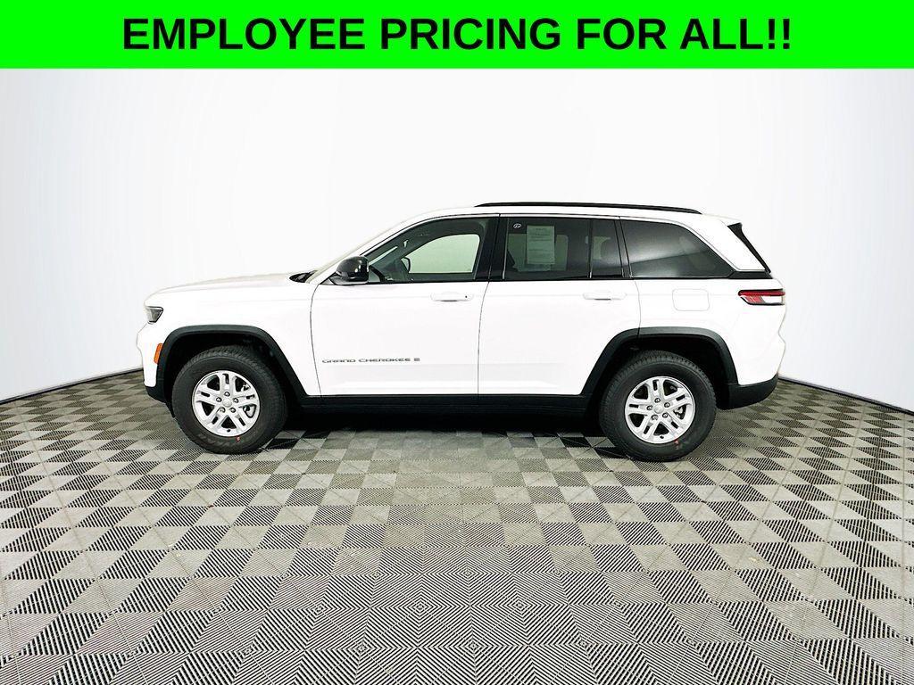 new 2025 Jeep Grand Cherokee car, priced at $40,827