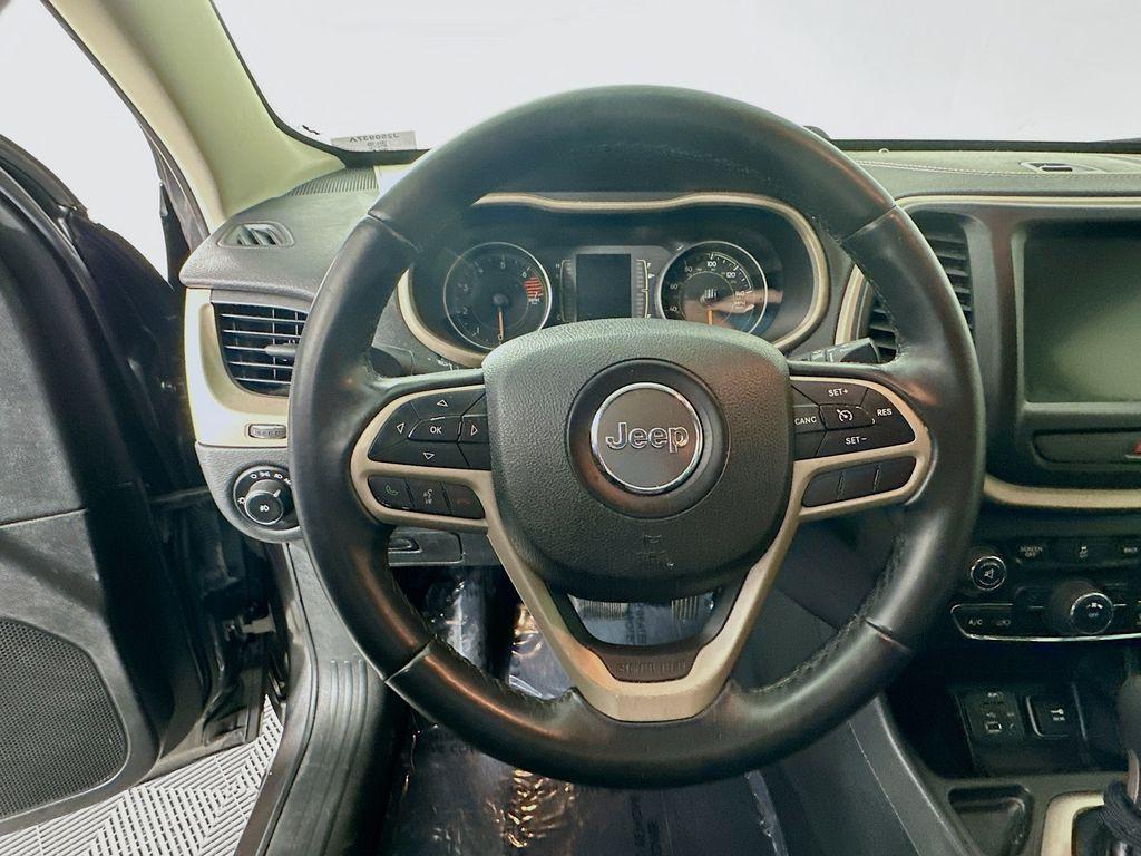 used 2017 Jeep Cherokee car, priced at $10,909