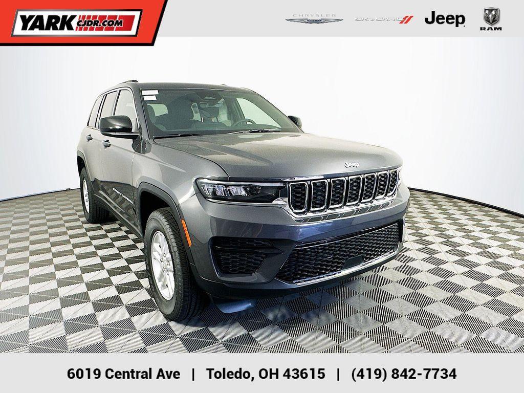new 2025 Jeep Grand Cherokee car, priced at $40,675