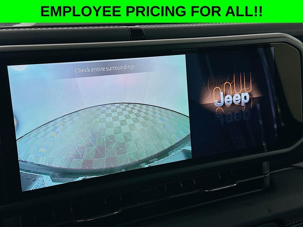 new 2025 Jeep Wrangler car, priced at $56,370