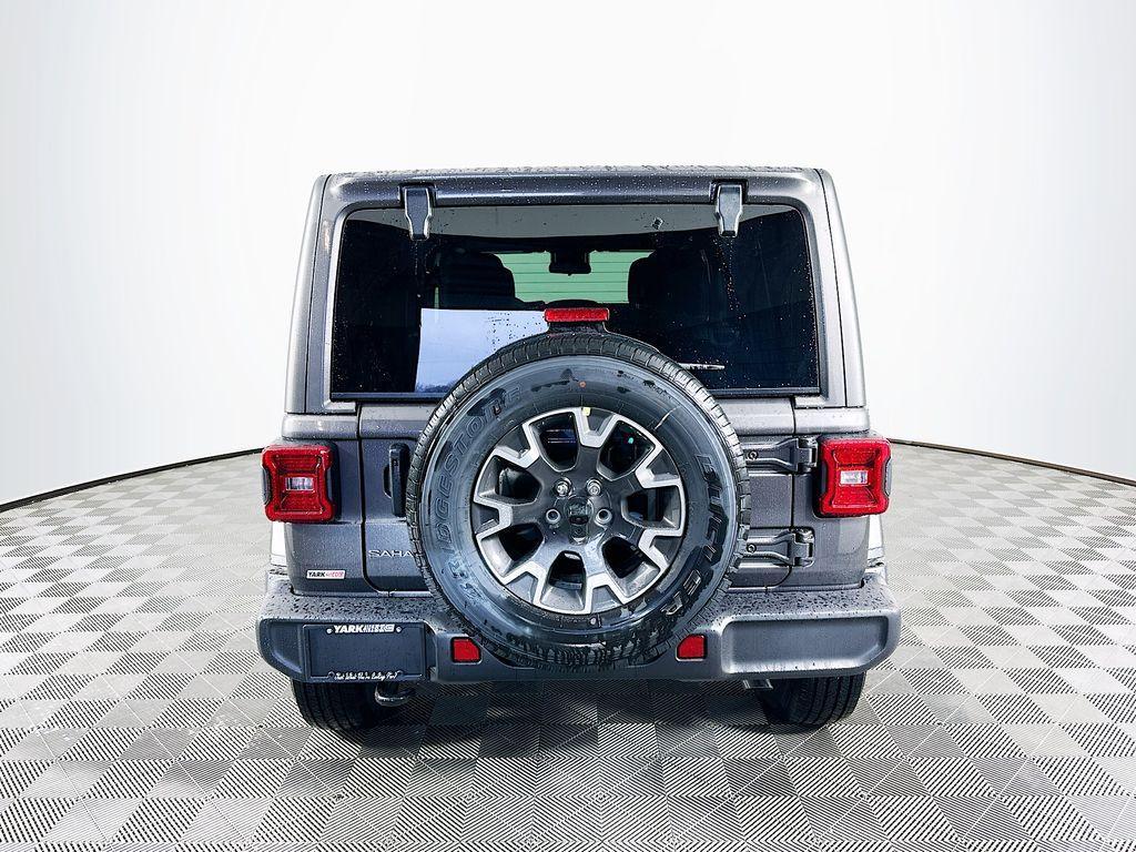 new 2025 Jeep Wrangler car, priced at $53,870