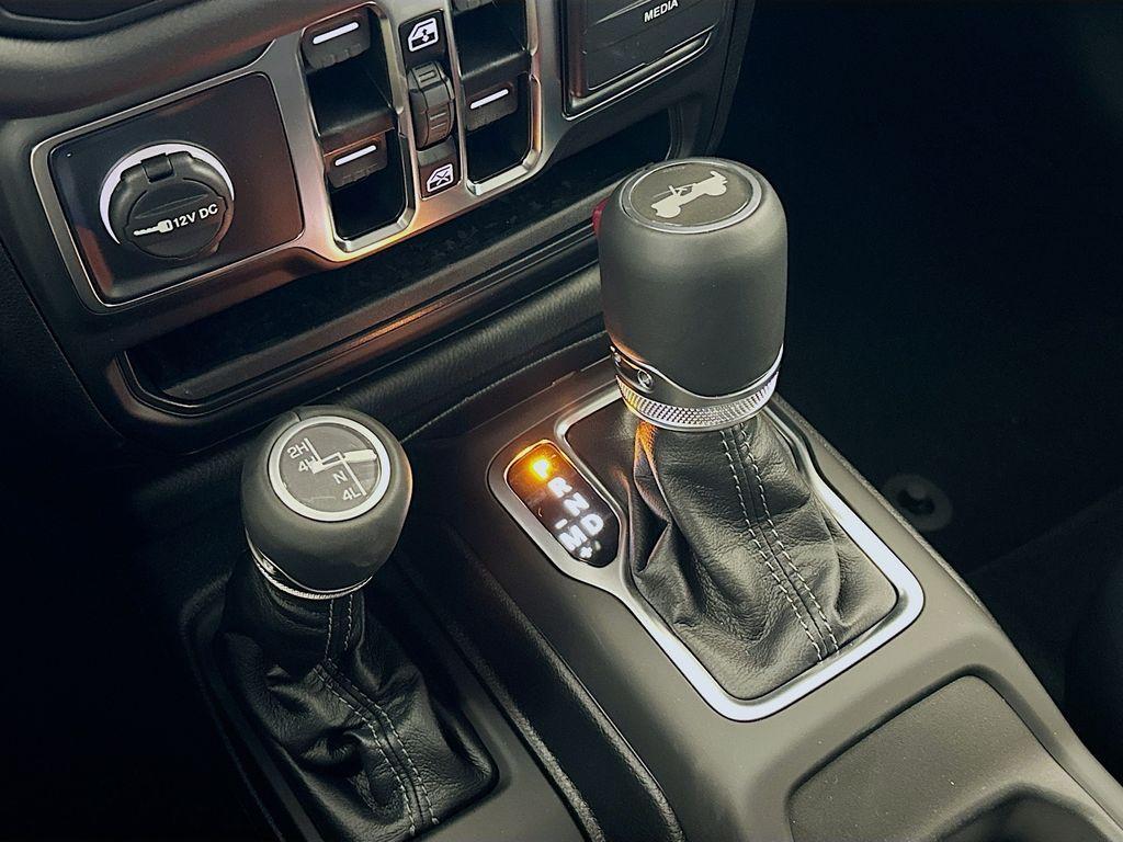 new 2025 Jeep Wrangler car, priced at $53,870