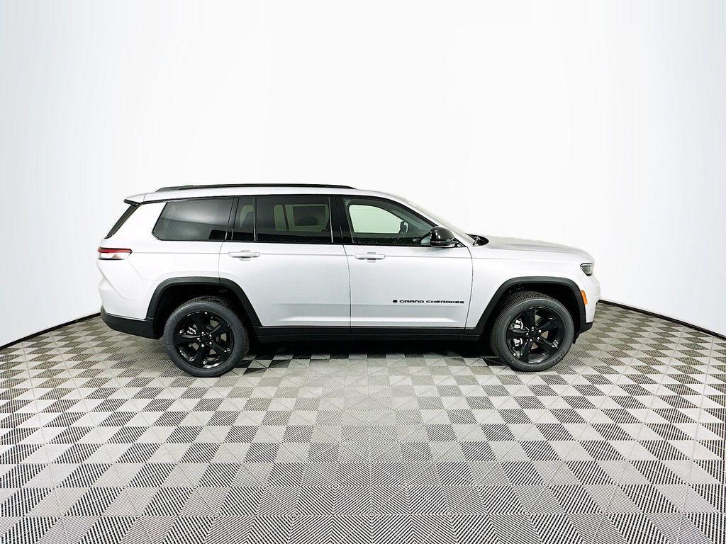 new 2025 Jeep Grand Cherokee L car, priced at $43,655