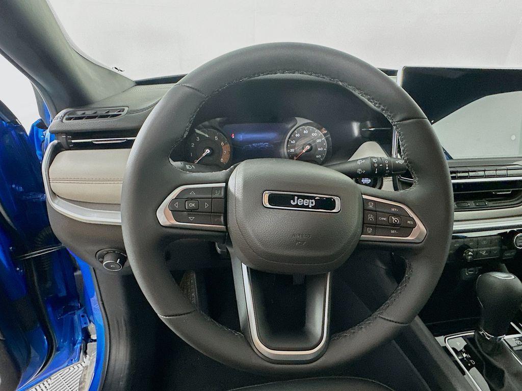 new 2025 Jeep Compass car, priced at $32,485