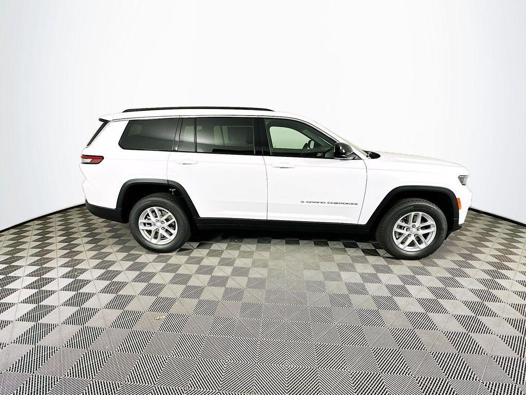 new 2025 Jeep Grand Cherokee L car, priced at $42,028