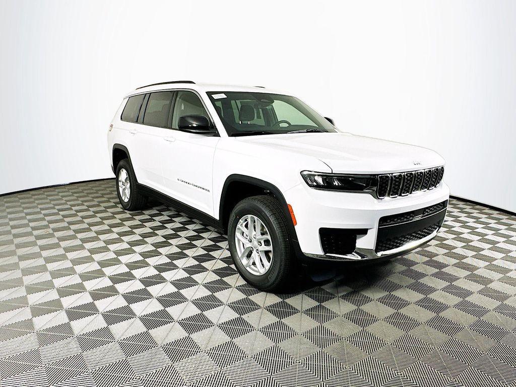 new 2025 Jeep Grand Cherokee L car, priced at $42,028