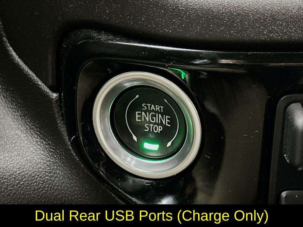 used 2022 Chevrolet Silverado 1500 car, priced at $37,700