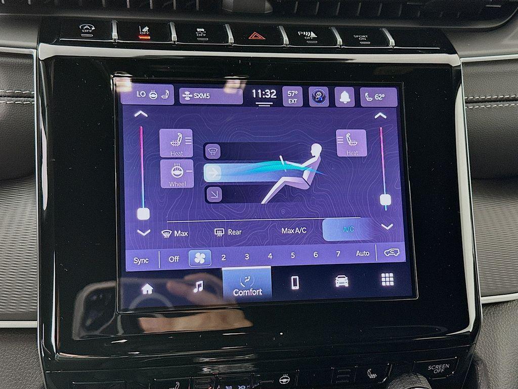 new 2025 Jeep Grand Cherokee car, priced at $41,436