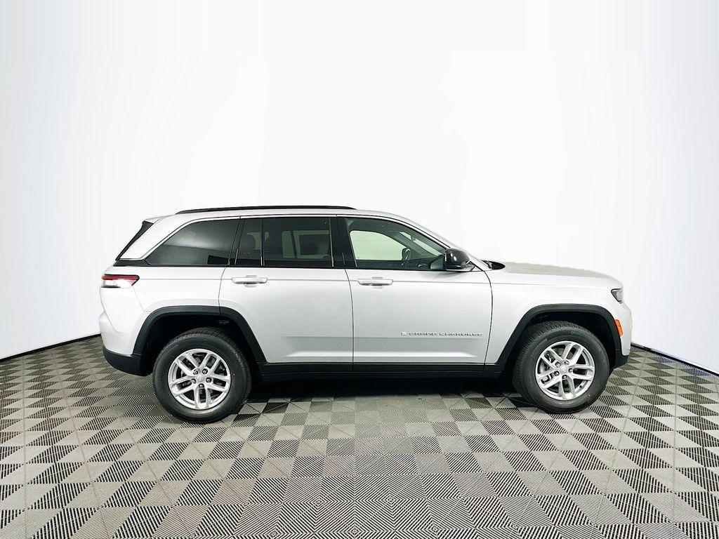 new 2025 Jeep Grand Cherokee car, priced at $41,436
