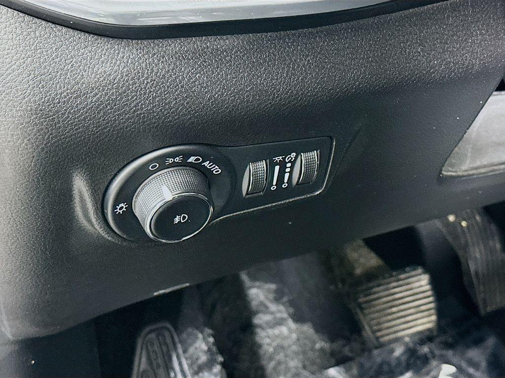 used 2023 Jeep Compass car, priced at $21,909